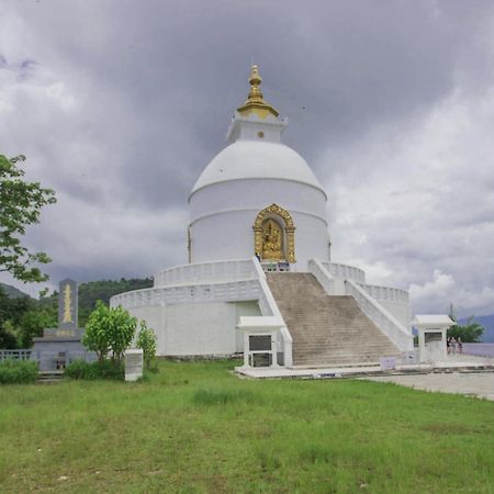 Hotel Romantica Pokhara Exteriör bild