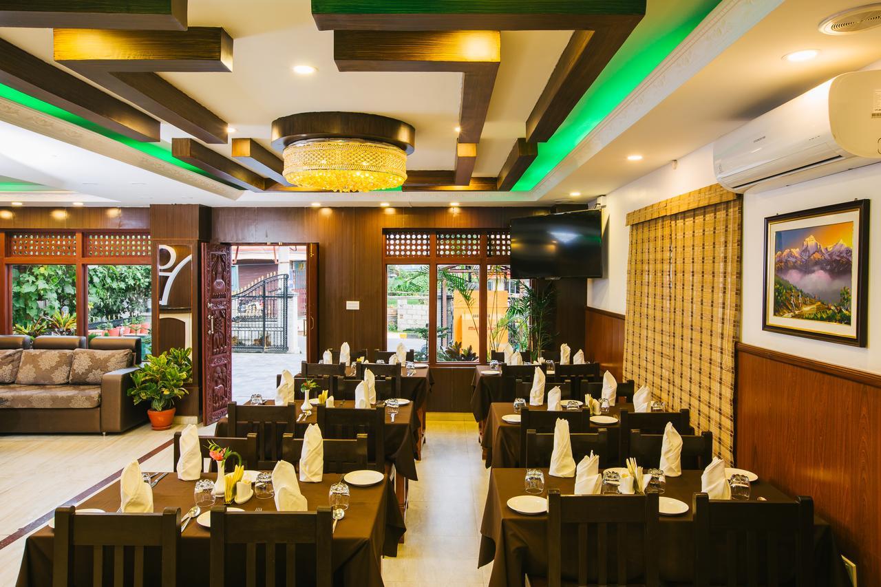 Hotel Romantica Pokhara Exteriör bild