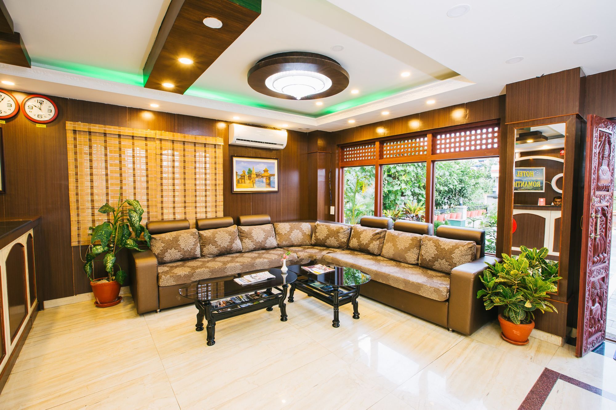 Hotel Romantica Pokhara Exteriör bild