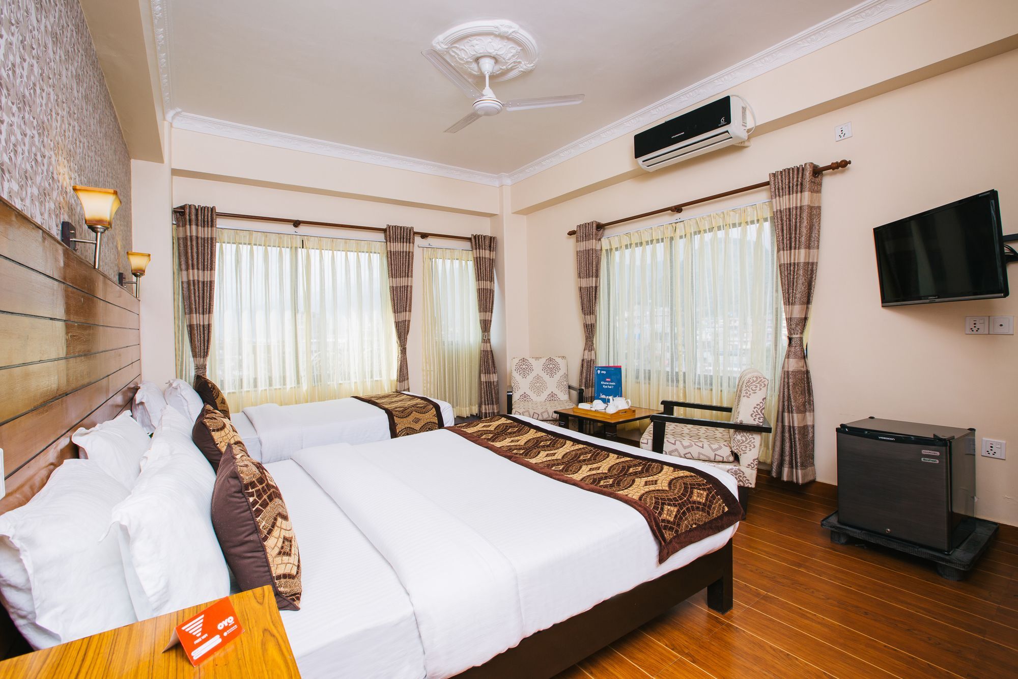 Hotel Romantica Pokhara Exteriör bild