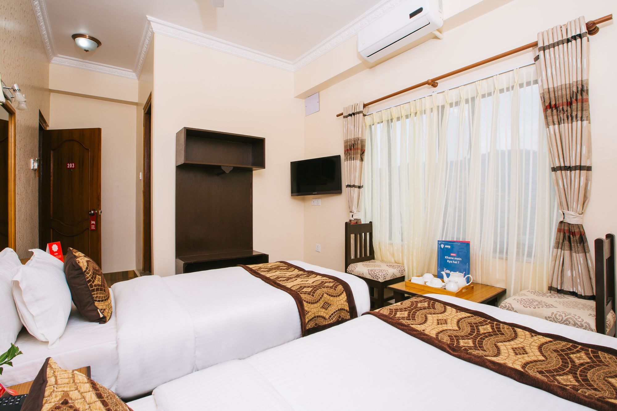 Hotel Romantica Pokhara Exteriör bild