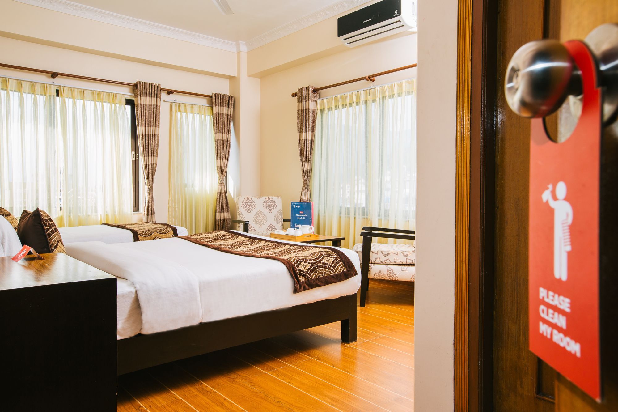 Hotel Romantica Pokhara Exteriör bild