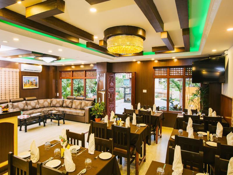 Hotel Romantica Pokhara Exteriör bild